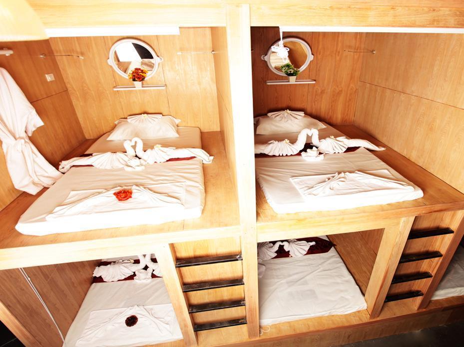 Capsule Hostel Patong Zewnętrze zdjęcie
