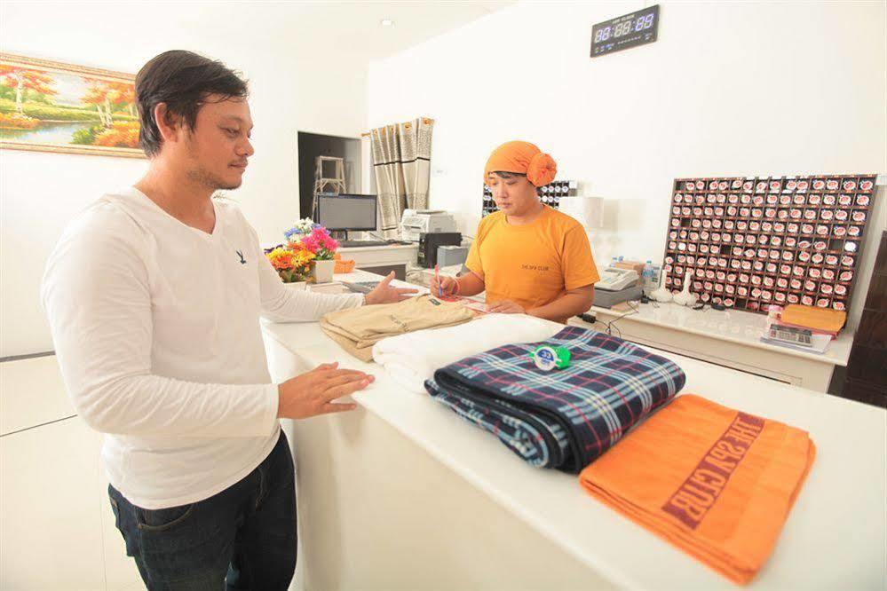 Capsule Hostel Patong Zewnętrze zdjęcie